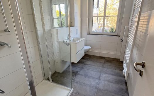 Erstbezug nach Sanierung! 3 Zimmer Wohnung mit Dusche und Balkon!